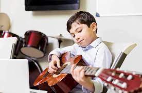 https://www.outlookindia.com/outlook-spotlight/the-best-online-guitar-lessons-complete-buyers-guide--news-315701
